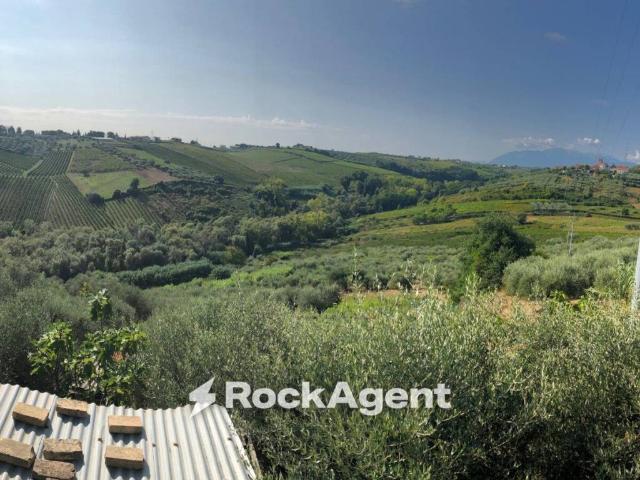 Villa Indipendente in vendita a Piane-Moretto, Francavilla al Mare