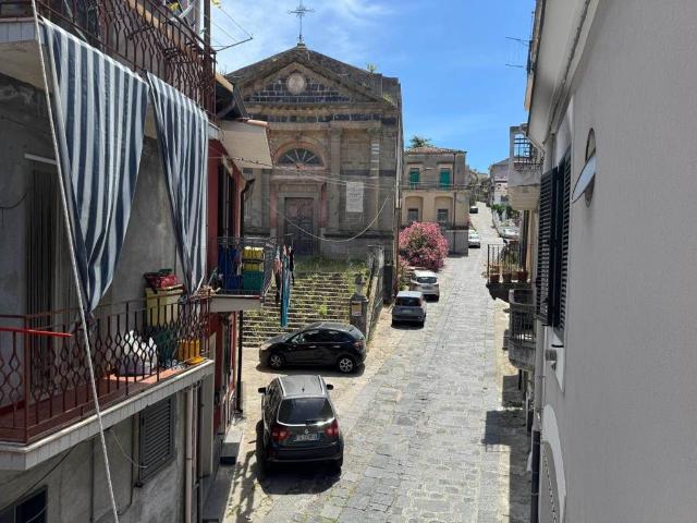 Villa Indipendente in vendita a Francavilla Di Sicilia, Sicilia