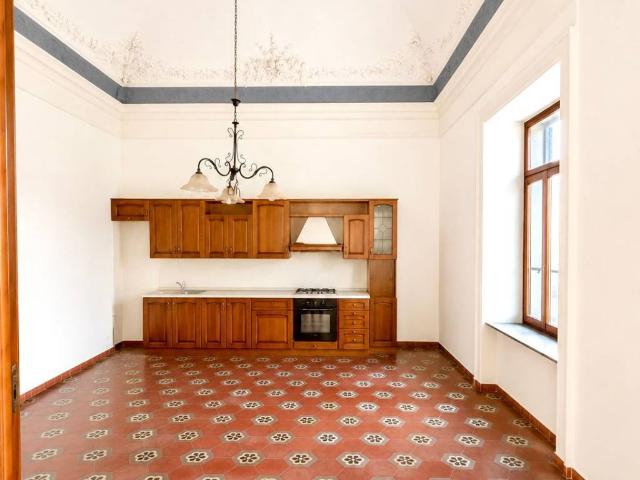 Villa Indipendente in vendita a Francavilla Di Sicilia, Sicilia