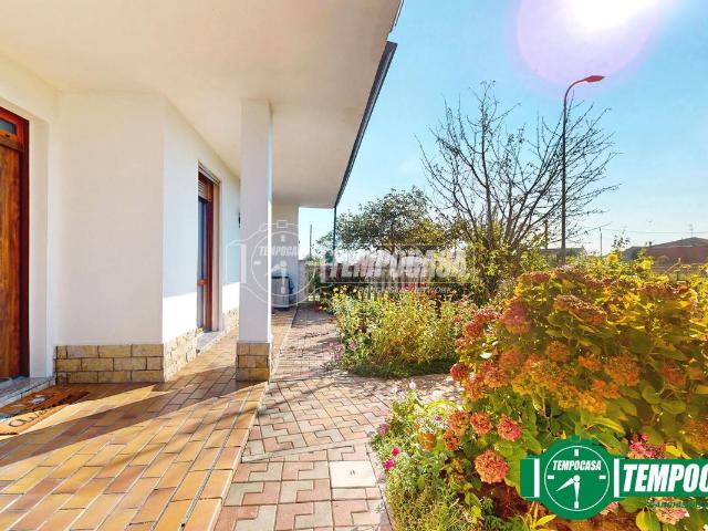 Villa Indipendente in vendita a Frascarolo, Lombardia