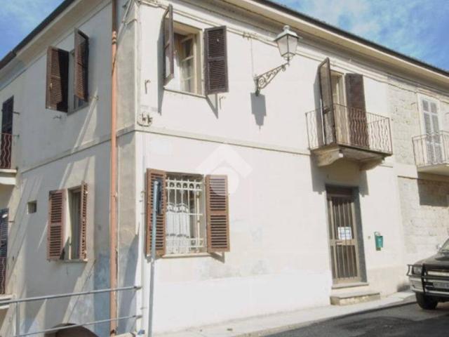 Villa Indipendente in vendita a Piemonte, Alessandria