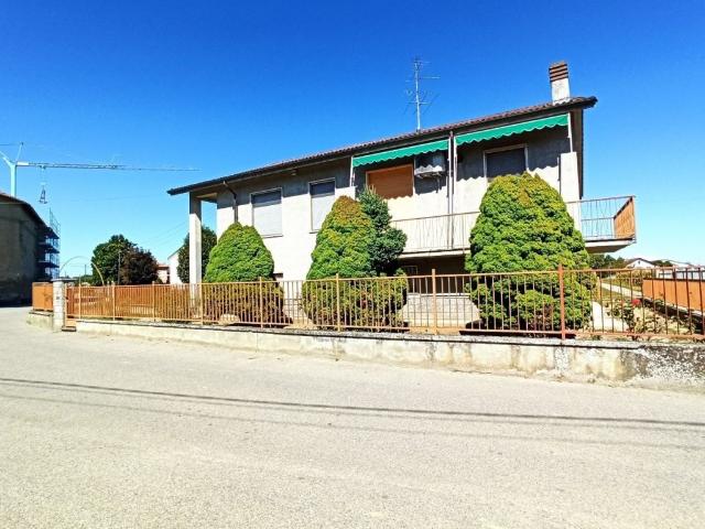 Villa Indipendente in vendita a Piemonte, Alessandria