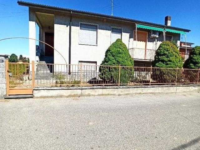 Villa Indipendente in vendita a Piemonte, Alessandria
