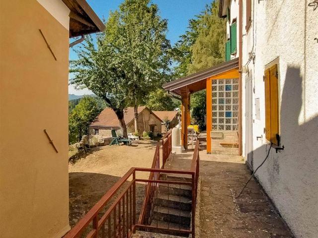 Villa Indipendente in vendita a Unione dei comuni del Distretto Ceramico, Frassinoro