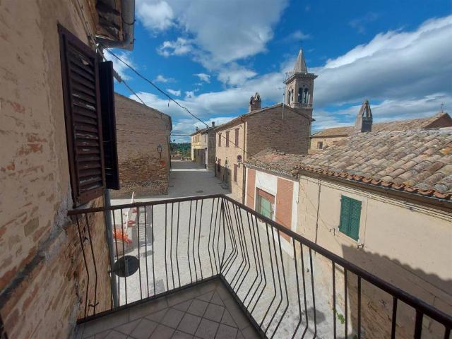 Villa Indipendente in vendita a Marche, Pesaro E Urbino