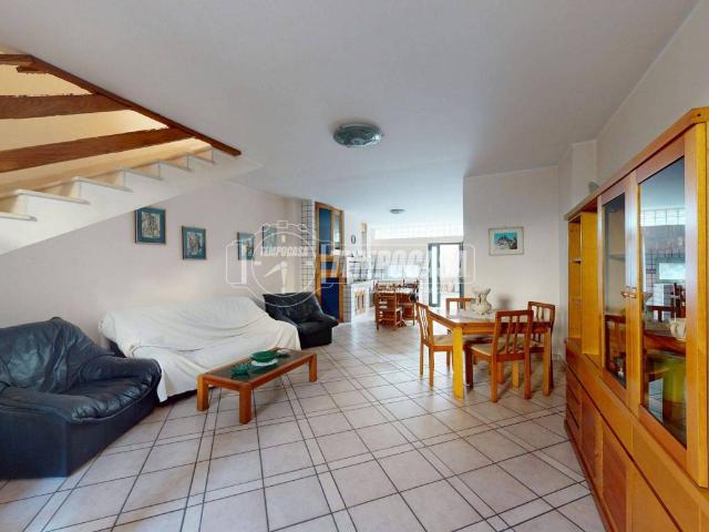 Villa Indipendente in vendita a Frignano, Campania