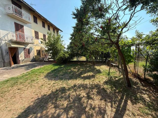 Villa Indipendente in vendita a Piemonte, Asti