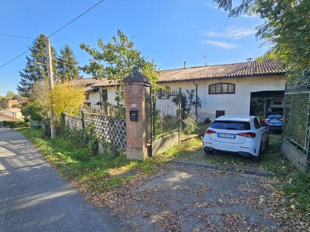 Villa Indipendente in vendita a Piemonte, Asti
