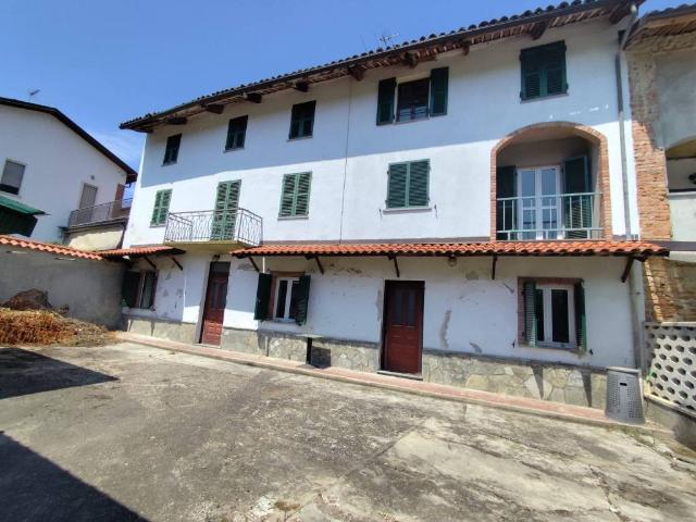 Villa Indipendente in vendita a Piemonte, Asti