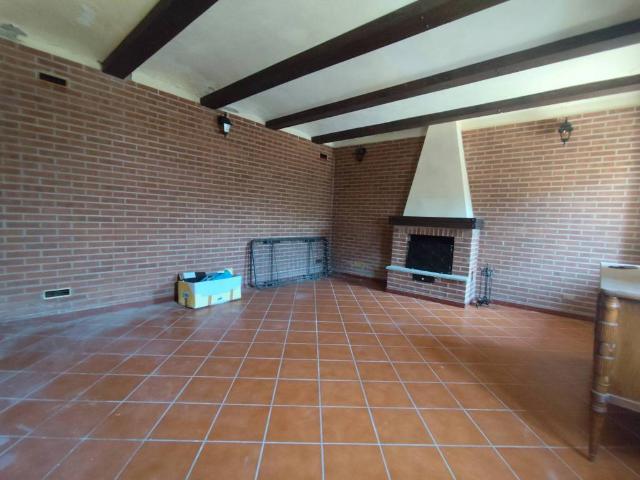 Villa Indipendente in vendita a Piemonte, Asti