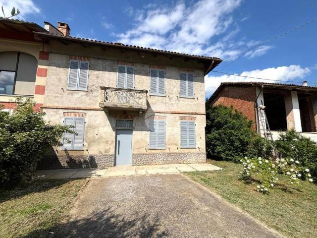 Villa Indipendente in vendita a Piemonte, Asti