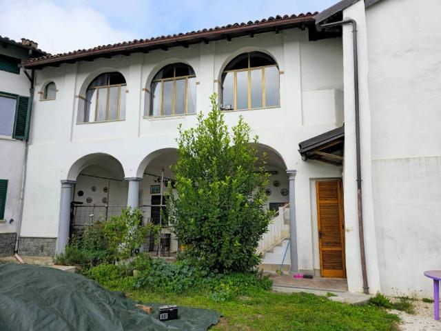 Villa Indipendente in vendita a Piemonte, Alessandria