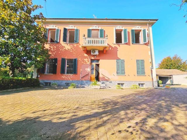 Villa Indipendente in vendita a Piemonte, Alessandria