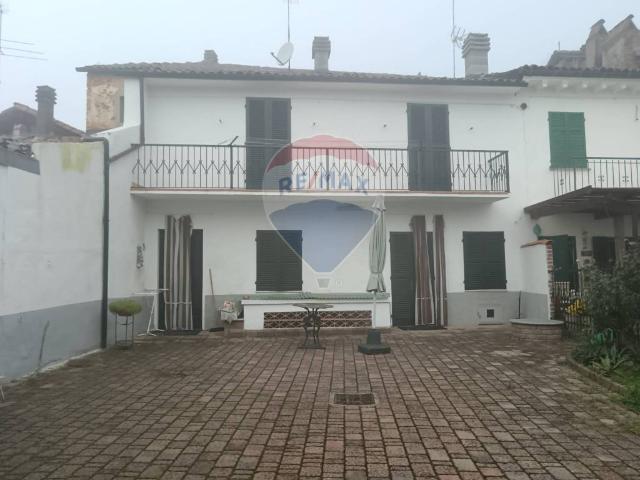 Villa Indipendente in vendita a Piemonte, Alessandria