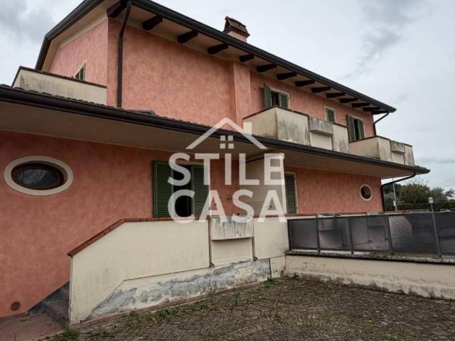 Villa Indipendente in vendita a Unione dei Comuni Circondario dell'Empolese Valdelsa, Fucecchio