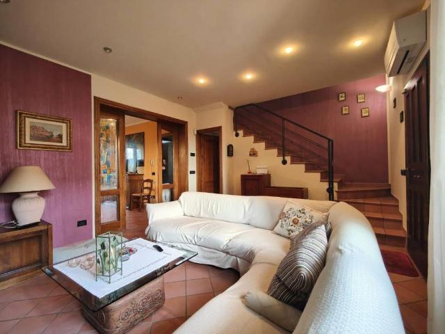 Villa Indipendente in vendita a Unione dei Comuni Circondario dell'Empolese Valdelsa, Fucecchio