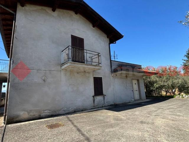 Villa Indipendente in vendita a Fumone, Lazio