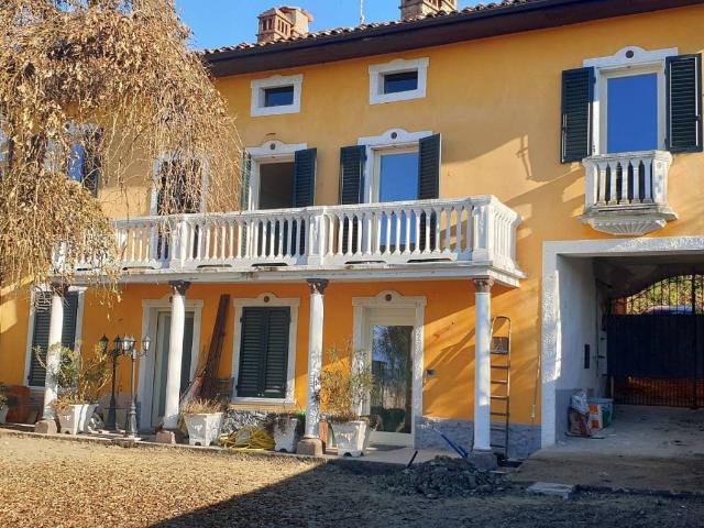 Villa Indipendente in vendita a Piemonte, Alessandria