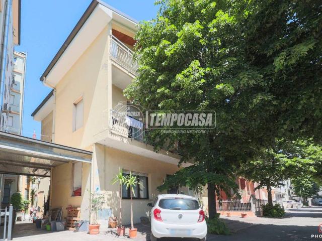 Villa Indipendente in vendita a Marche, Pesaro E Urbino