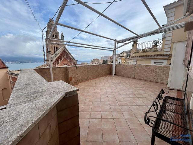 Villa Indipendente in vendita a Gaeta Medievale, Gaeta