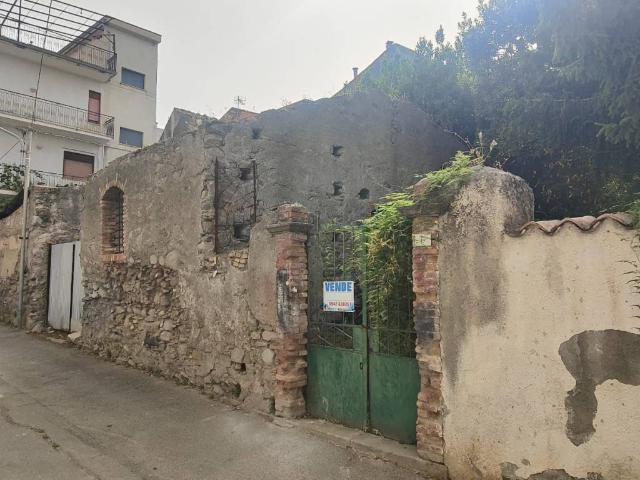 Villa Indipendente in vendita a Gaggi, Sicilia