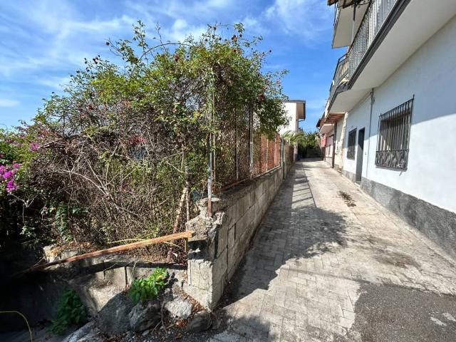 Villa Indipendente in vendita a Gaggi, Sicilia