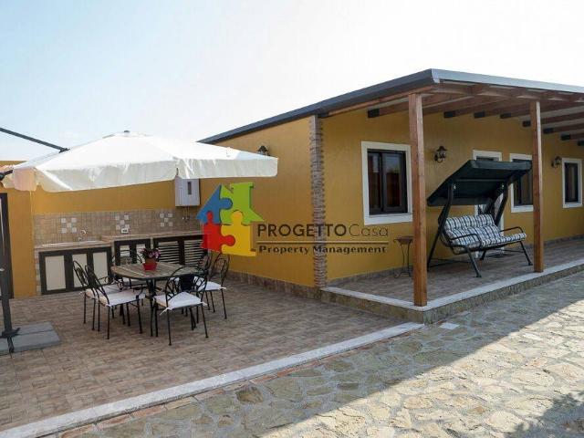 Villa Indipendente in vendita a Gaggi, Sicilia