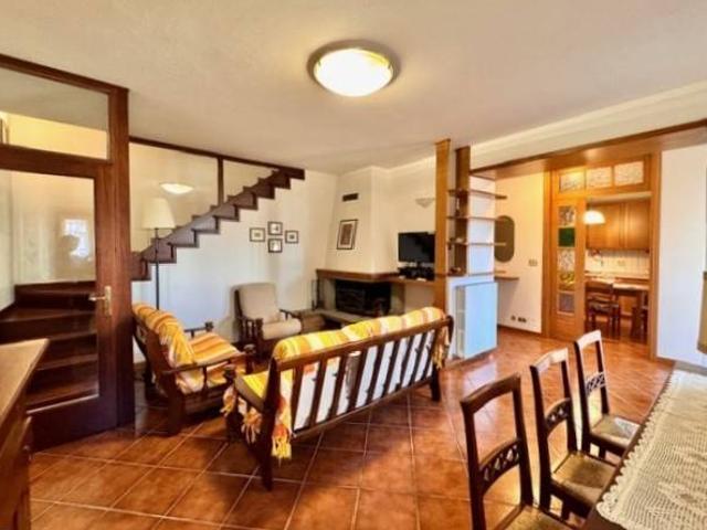 Villa Indipendente in vendita a Unione dell'Appennino Bolognese, Gaggio Montano