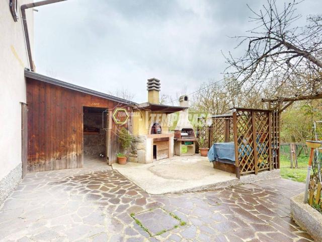 Villa Indipendente in vendita a Unione dell'Appennino Bolognese, Gaggio Montano