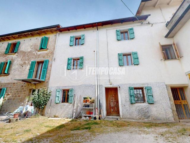 Villa Indipendente in vendita a Unione dell'Appennino Bolognese, Gaggio Montano
