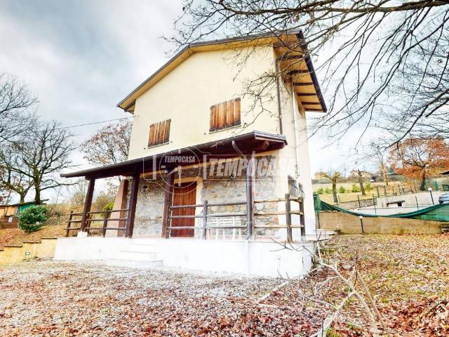 Villa Indipendente in vendita a Unione dell'Appennino Bolognese, Gaggio Montano