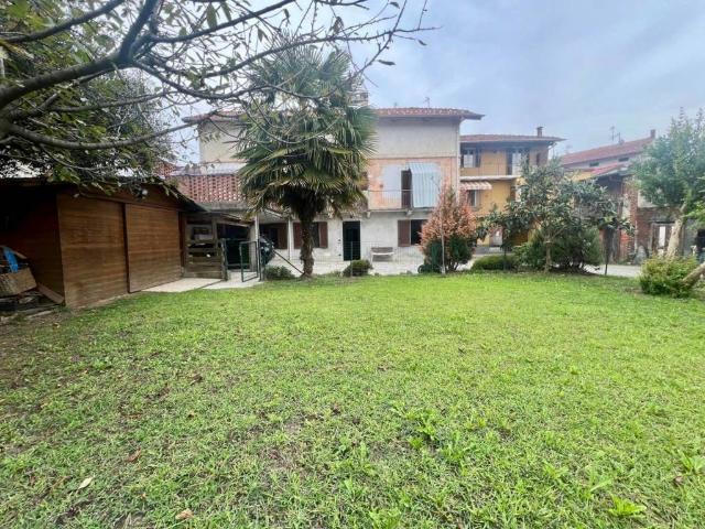 Villa Indipendente in vendita a Piemonte, Biella