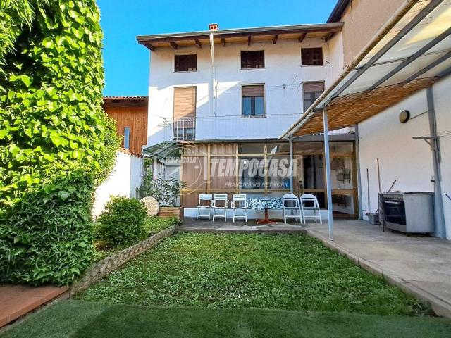 Villa Indipendente in vendita a Piemonte, Biella