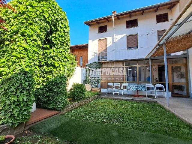 Villa Indipendente in vendita a Piemonte, Biella