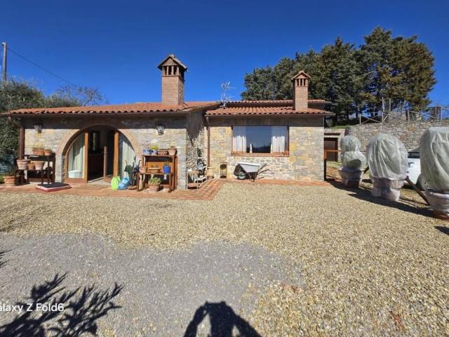 Villa Indipendente in vendita a Gaiole In Chianti, Toscana