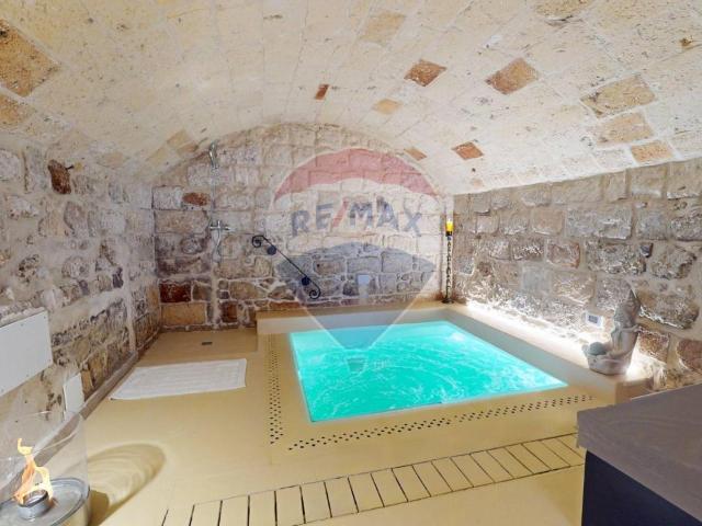 Villa Indipendente in vendita a Puglia, Lecce