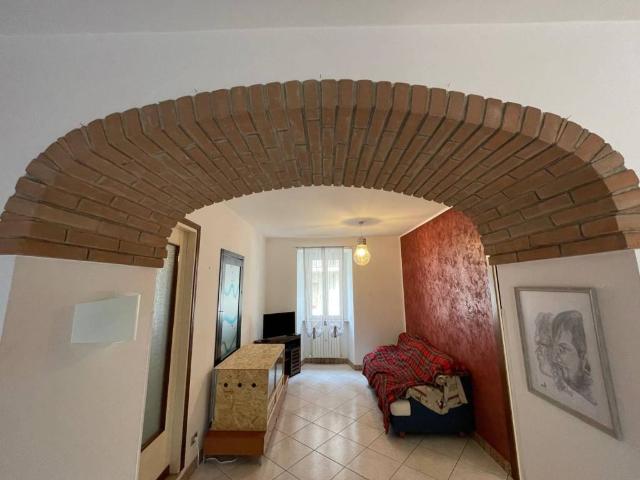 Villa Indipendente in vendita a Galbiate, Lombardia