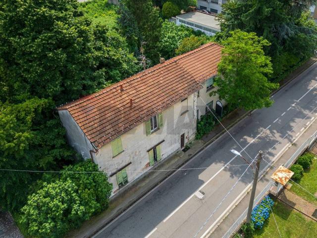 Villa Indipendente in vendita a Caiello, Gallarate