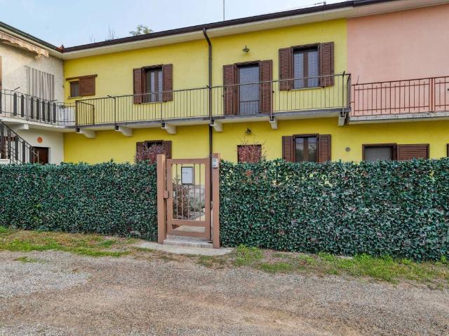 Villa Indipendente in vendita a Madonna in Campagna, Gallarate