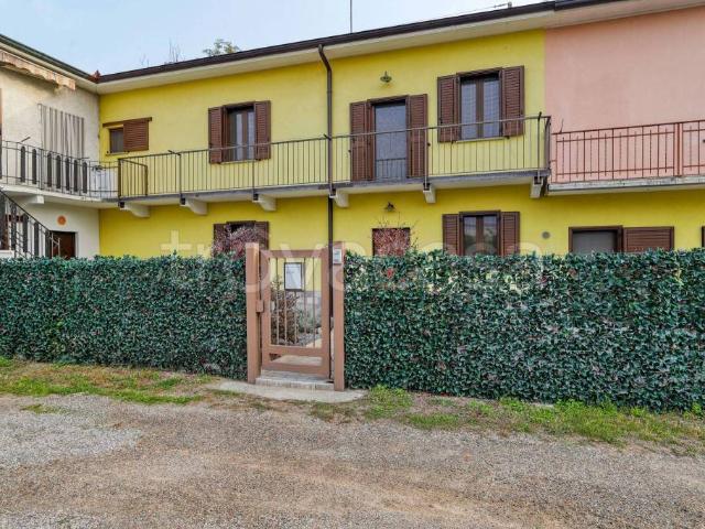 Villa Indipendente in vendita a Madonna in Campagna, Gallarate