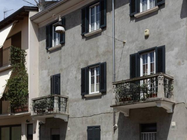 Villa Indipendente in vendita a Porta San Pietro, Galliate
