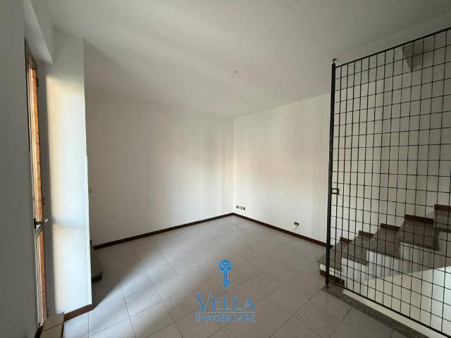 Villa Indipendente in vendita a Porta San Pietro, Galliate