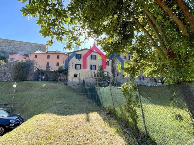 Villa Indipendente in vendita a Unione Comuni Garfagnana, Gallicano