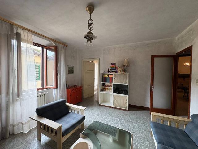 Villa Indipendente in vendita a Unione Comuni Garfagnana, Gallicano