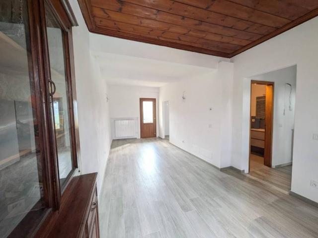 Villa Indipendente in vendita a Unione Comuni Garfagnana, Gallicano