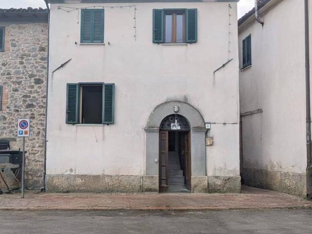 Villa Indipendente in vendita a Unione Comuni Garfagnana, Gallicano