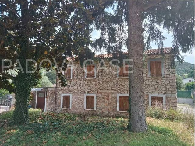 Villa Indipendente in vendita a Galzignano Terme, Padova