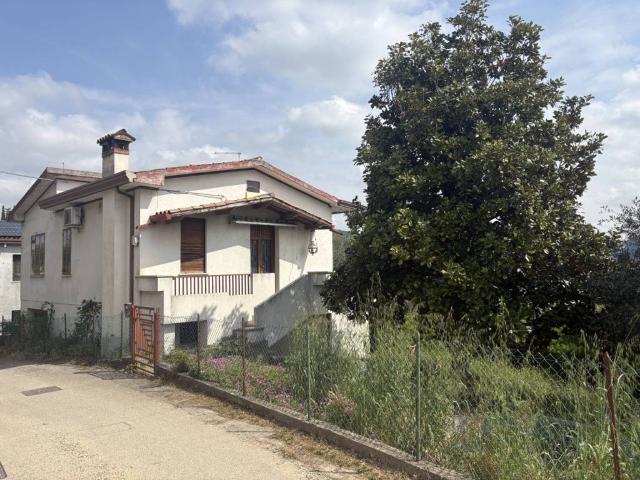 Villa Indipendente in vendita a Galzignano Terme, Veneto