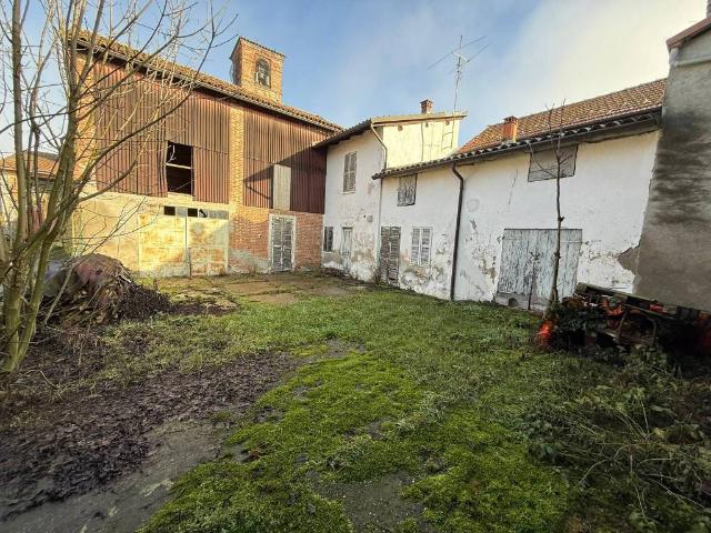 Villa Indipendente in vendita a Piemonte, Alessandria