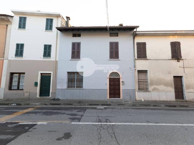 Villa Indipendente in vendita a Gambara, Brescia